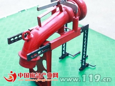 沧州消防发明便携式多功能水带固定器获国家专利