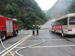 江津四面山举行应急救援演练 保障旅客和自身安全